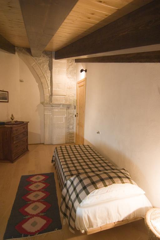 Santa Teresa Apartment Erice Exterior photo