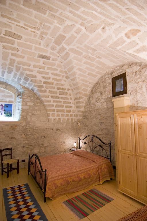 Santa Teresa Apartment Erice Room photo